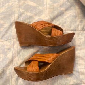 Brown wedges size 8M in used conditions